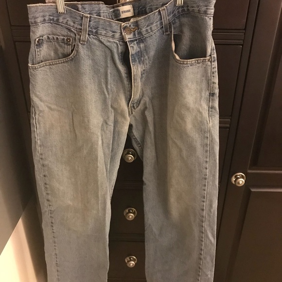 Men’s Levi Strauss Blue Jeans - Picture 2 of 2